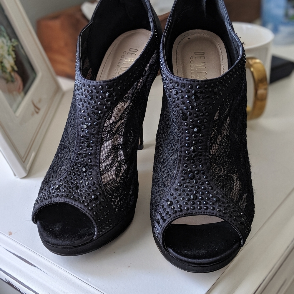 Black, lace heels
